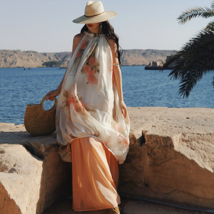 麦叙原创《橙花落岸》法式海岛度假风撞色印花花苞连衣裙挂脖长裙