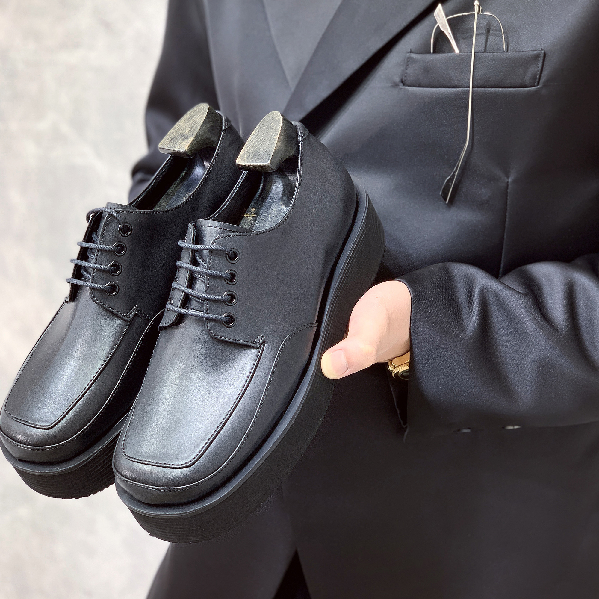 方头简约休闲皮鞋增高厚底鞋