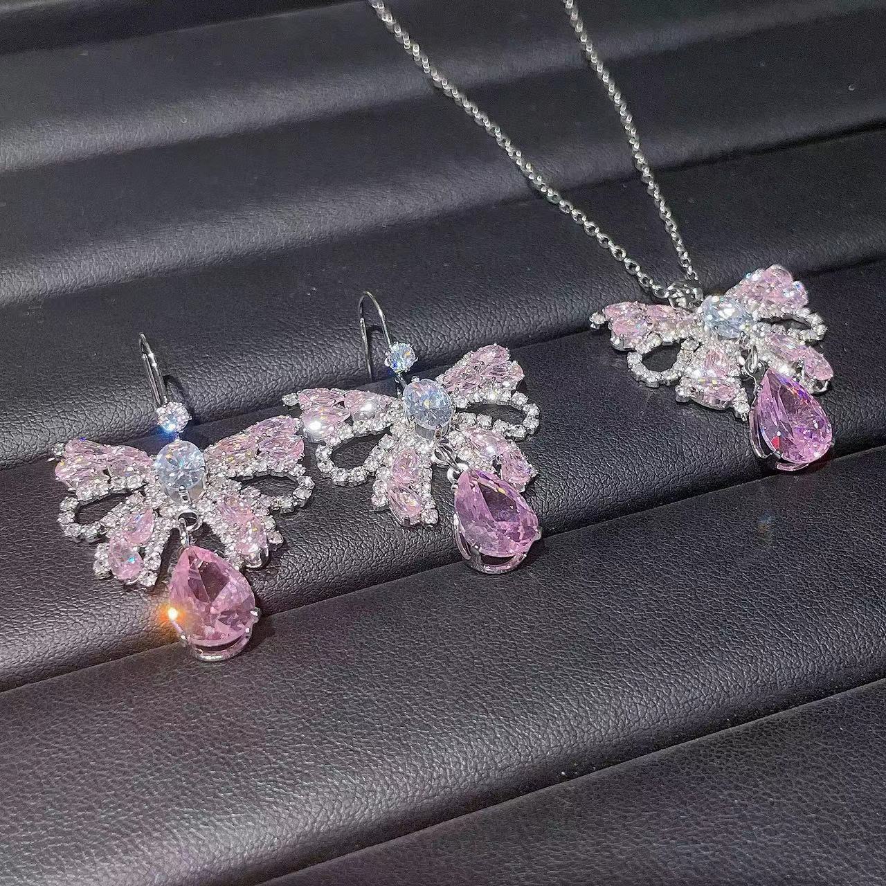 轻奢重工满钻微镶锆石蝴蝶结水滴吊坠锁骨链项链 高质量耳环套装
