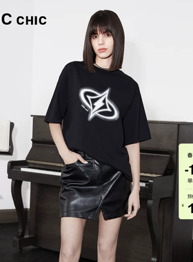LINCCHIC金羽杰圆领短袖上衣女廓形感印花大T恤女半袖S242TS192Y