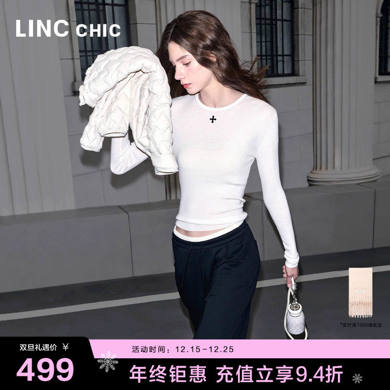 淡人叠穿绵羊毛圆领针织衫