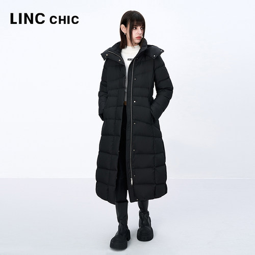 LINCCHIC金羽杰2024年冬季新品经典收腰连帽长款羽绒服Y24808341