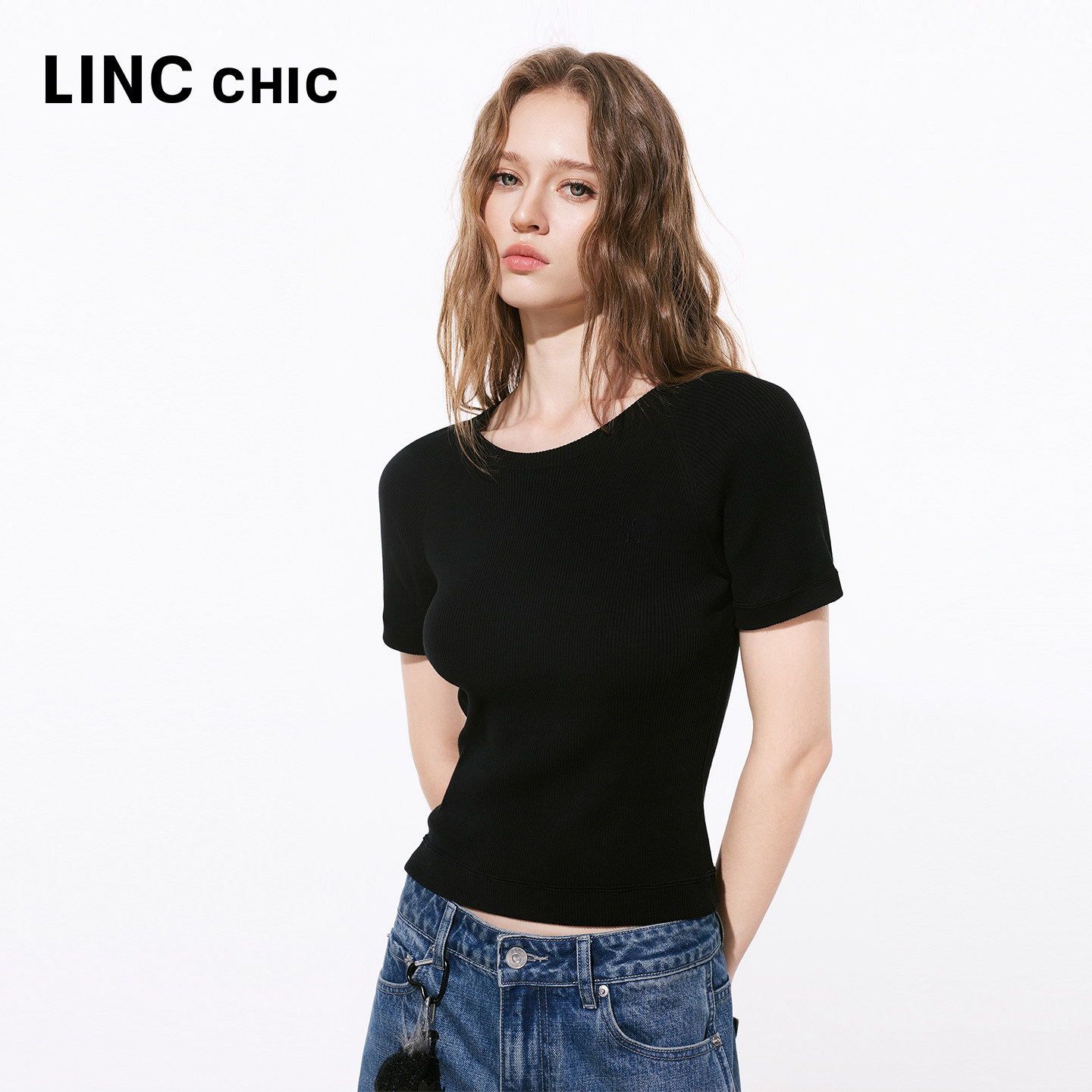 LINCCHIC金羽杰2026年夏新品简法圆领刺绣针织半袖T恤S262SW299Y