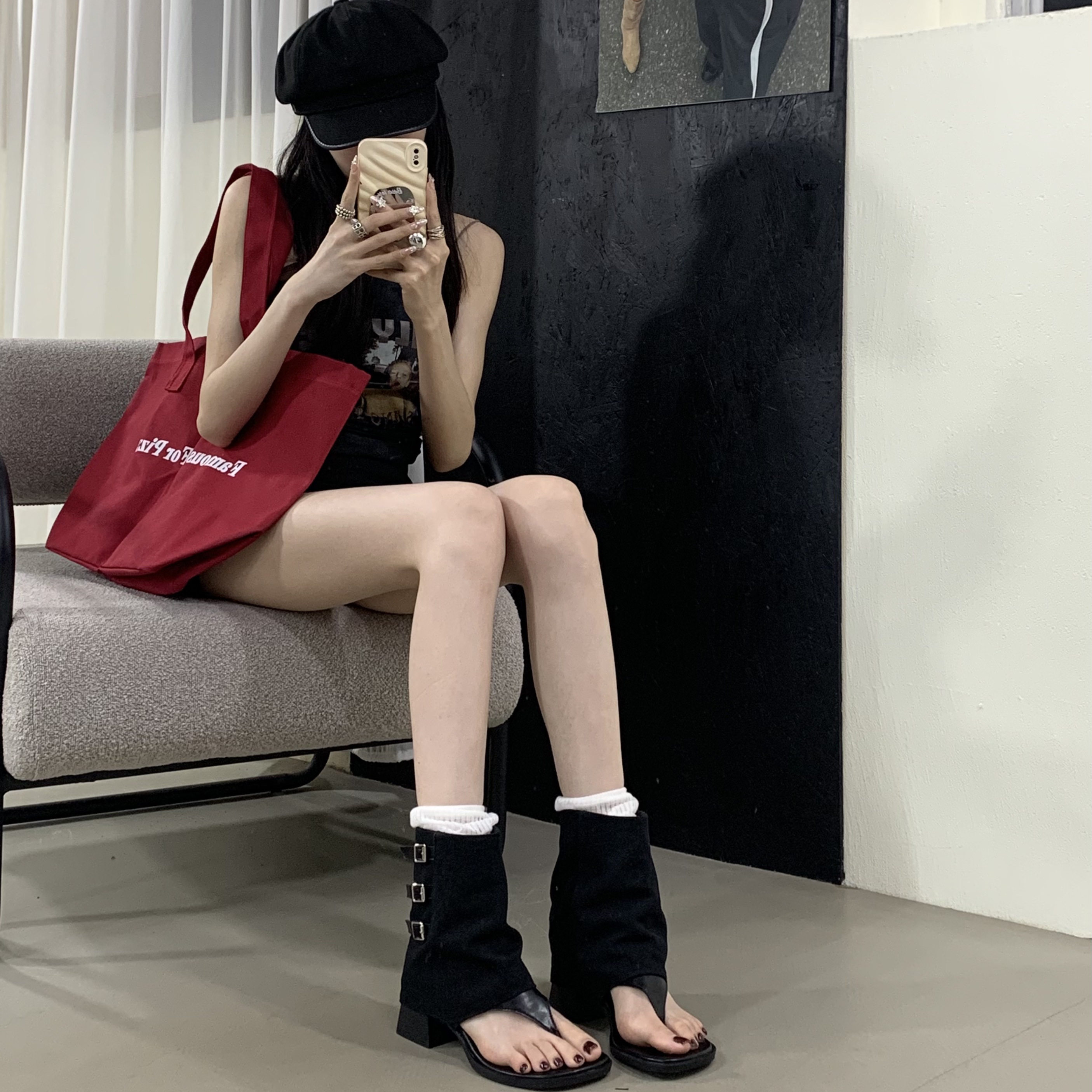 2025新款A9-03罗马凉鞋女夏粗跟夹脚外穿平底人字拖鞋