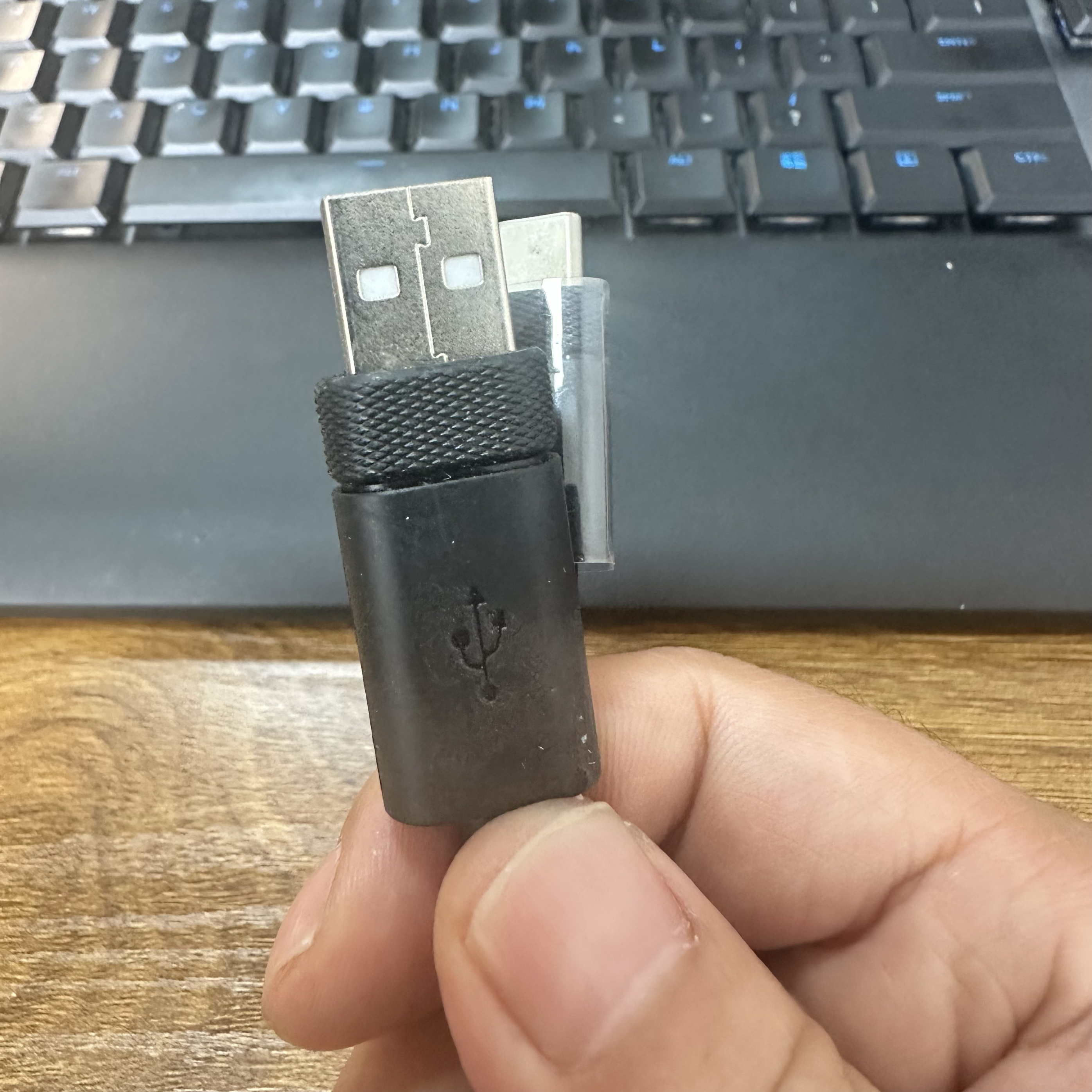 海岛穿type C 键盘鼠标线