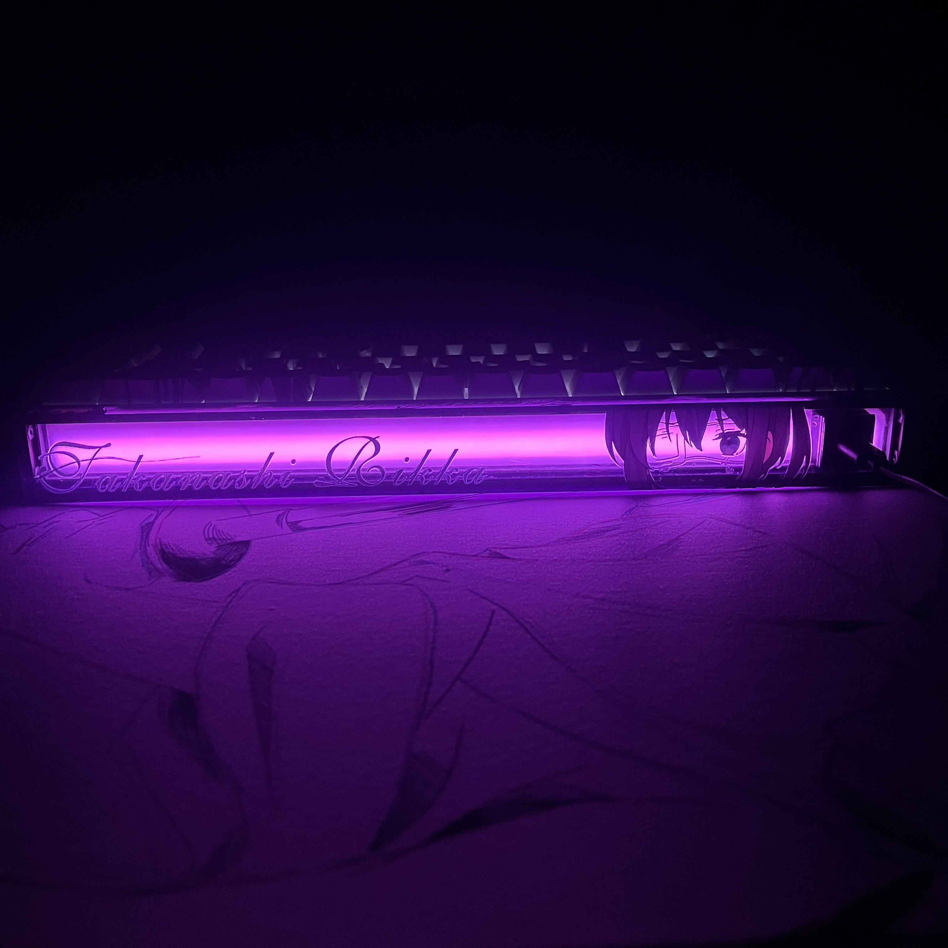 小鸟游六花小蜜蜂Made68灯箱贴纸Made68ultramade68pro灯罩贴纸