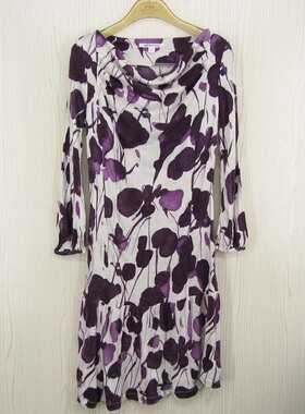 季候F样衣白底紫色植物花卉女2025秋新款百搭时尚针织连衣裙5