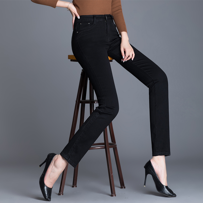 黑色直筒牛仔裤女士春秋新款显瘦