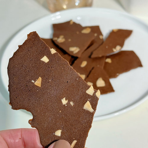 网红布朗尼可可脆片香浓巧克力杏仁坚果爆脆饼干零食