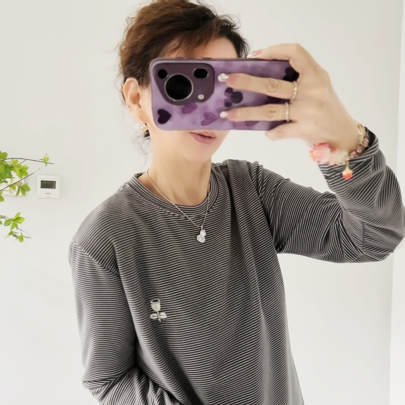 韩国namoo花朵刺绣圆领T恤