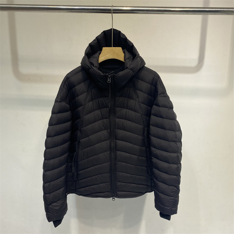 黑色排骨羽绒服男连帽短款泡芙高级感保暖外套90白鸭绒轻灵帅气潮