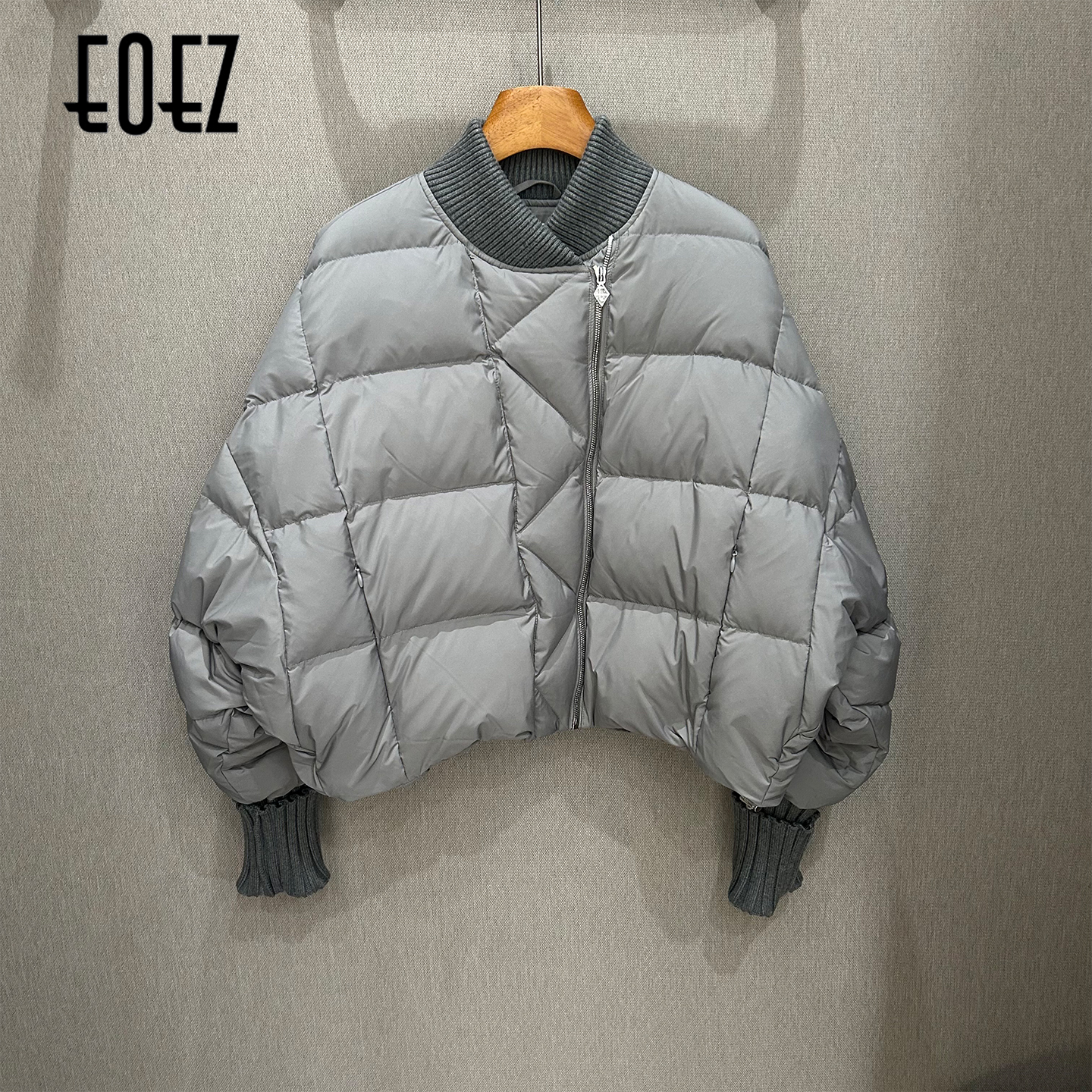 EOEZ 正品专柜 设计师品牌  短款 羽绒服 鹅绒服  EZY7111