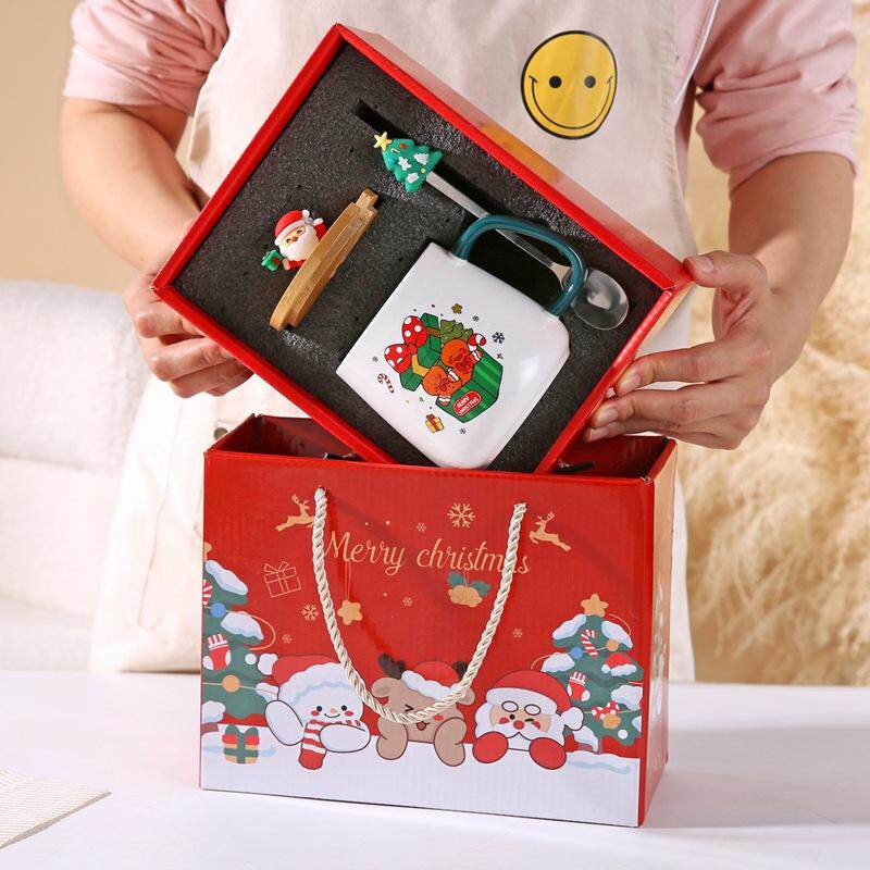 可爱圣诞节礼品马克杯带盖勺高颜值圣诞老人麋鹿陶瓷杯伴手礼礼物