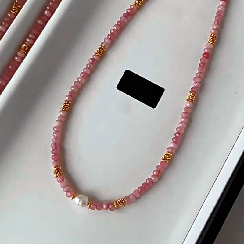 粉色水晶天然石珍珠项链女夏高级感小众多巴胺甜美锁骨颈链饰品