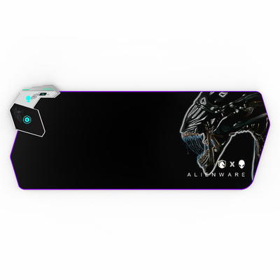 外星人65W无线充电RGB键盘鼠标垫