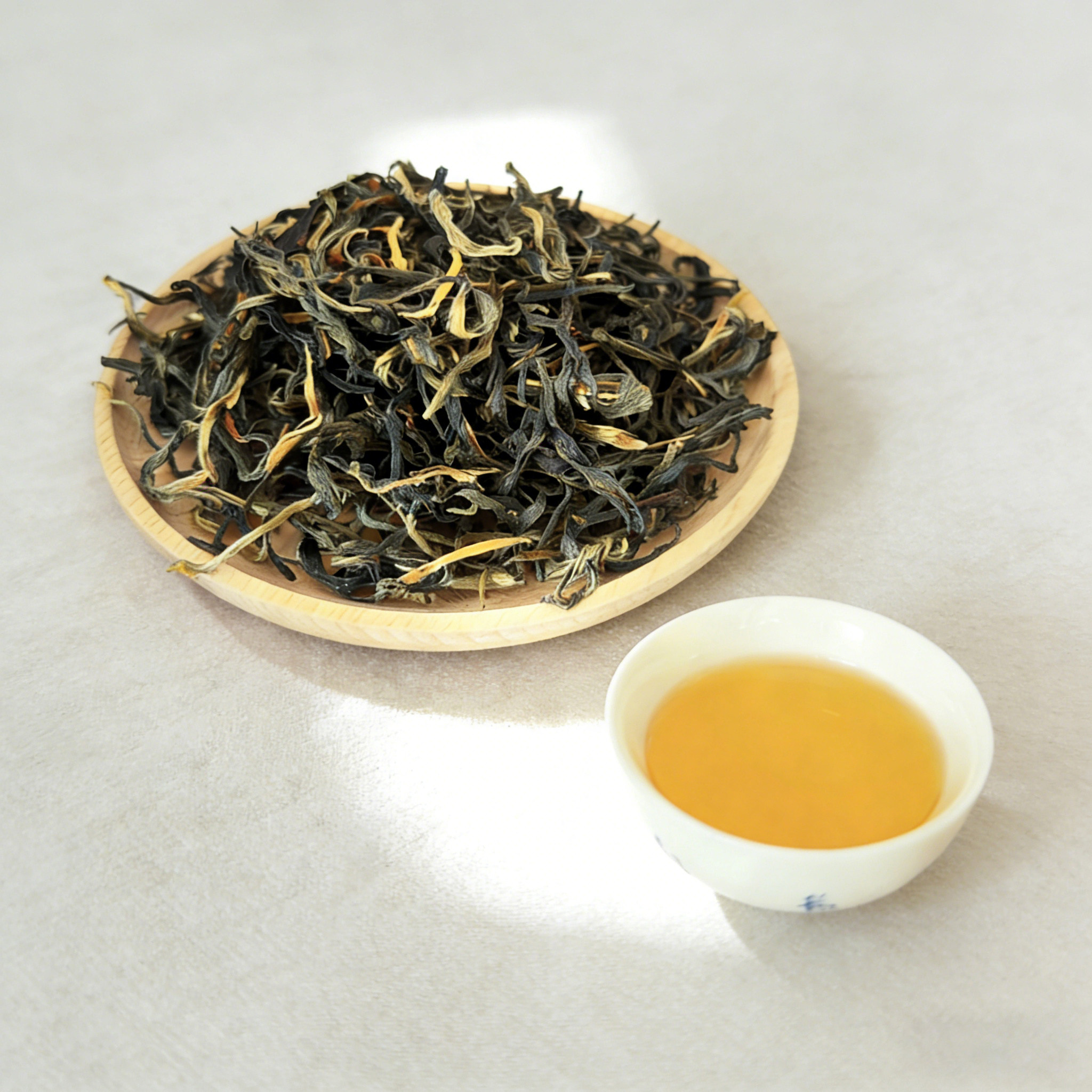 正宗云南凤庆滇红茶功夫红茶浓香型散装红茶茶叶 500g实惠口粮茶