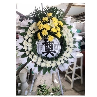 凤台县乐天玛特焦岗湖景区政务新区中山街鲜花店配送白事花圈清明