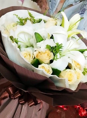 孝昌县孝武购物广场花园广场大悟县鲜花店玫瑰花配送玫瑰情人节