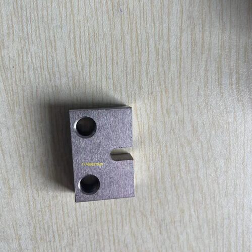 调整螺栓用固定块AJSC AJSCM 发黑 侧面安装PCC01 PCC02 PCC06