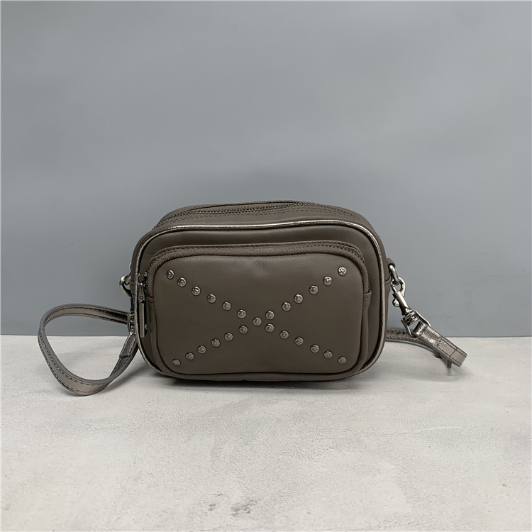 头层牛皮单肩斜挎潮包小方包