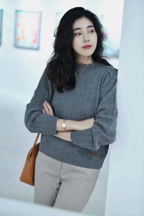 现货 KK家 女装2022冬季新款粗纺羊毛羊绒绞花中领套衫