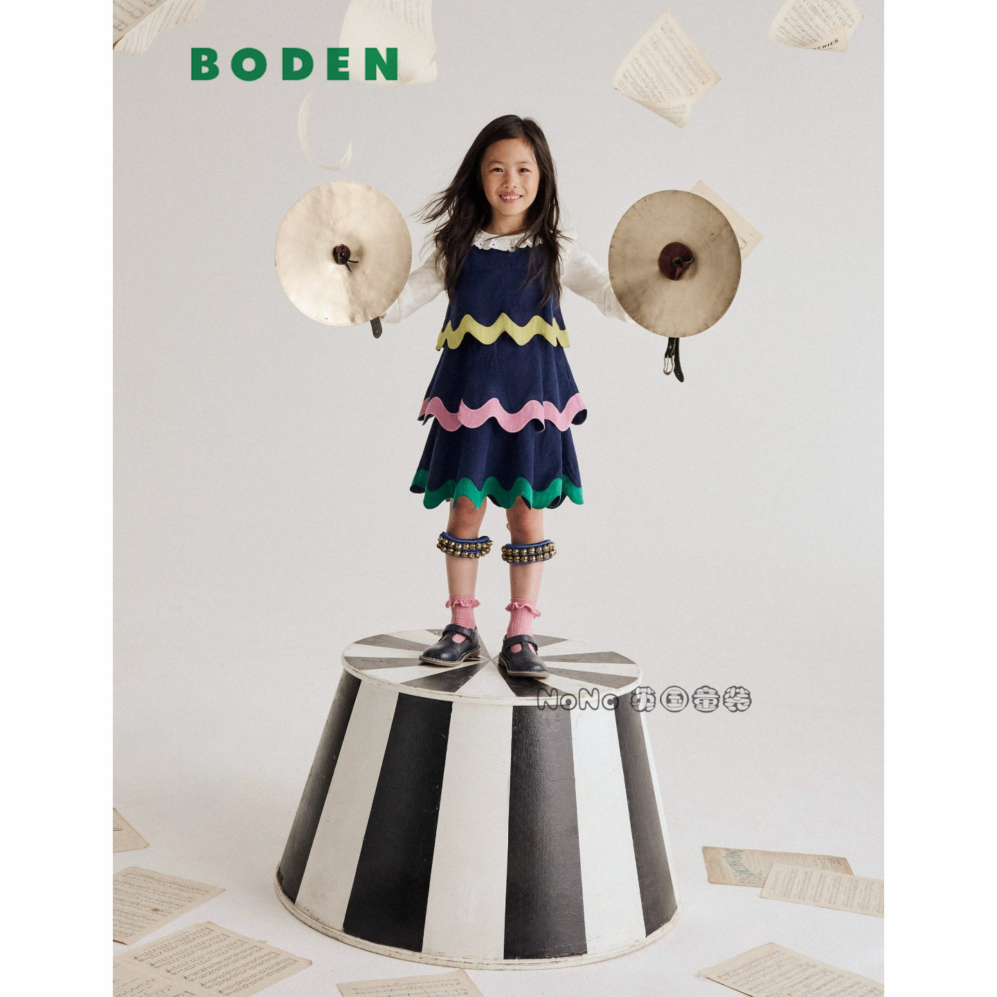 英国Mini Boden正品女童25秋藏青色彩色条纹礼服灯芯绒连衣裙