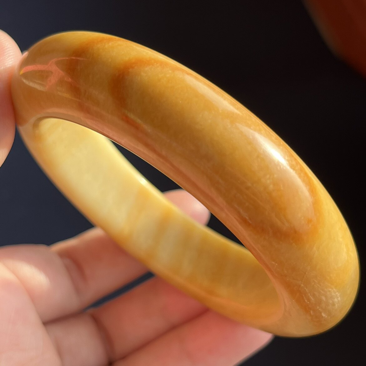 天然岫玉辽阳花玉鸡油黄手镯58口径鸿运当头聚宝盆血管线每镯