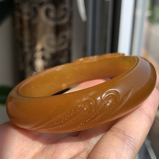 天然岫玉辽阳花玉红糖色飘红金沙手镯56口径力争上游可盘玩正品