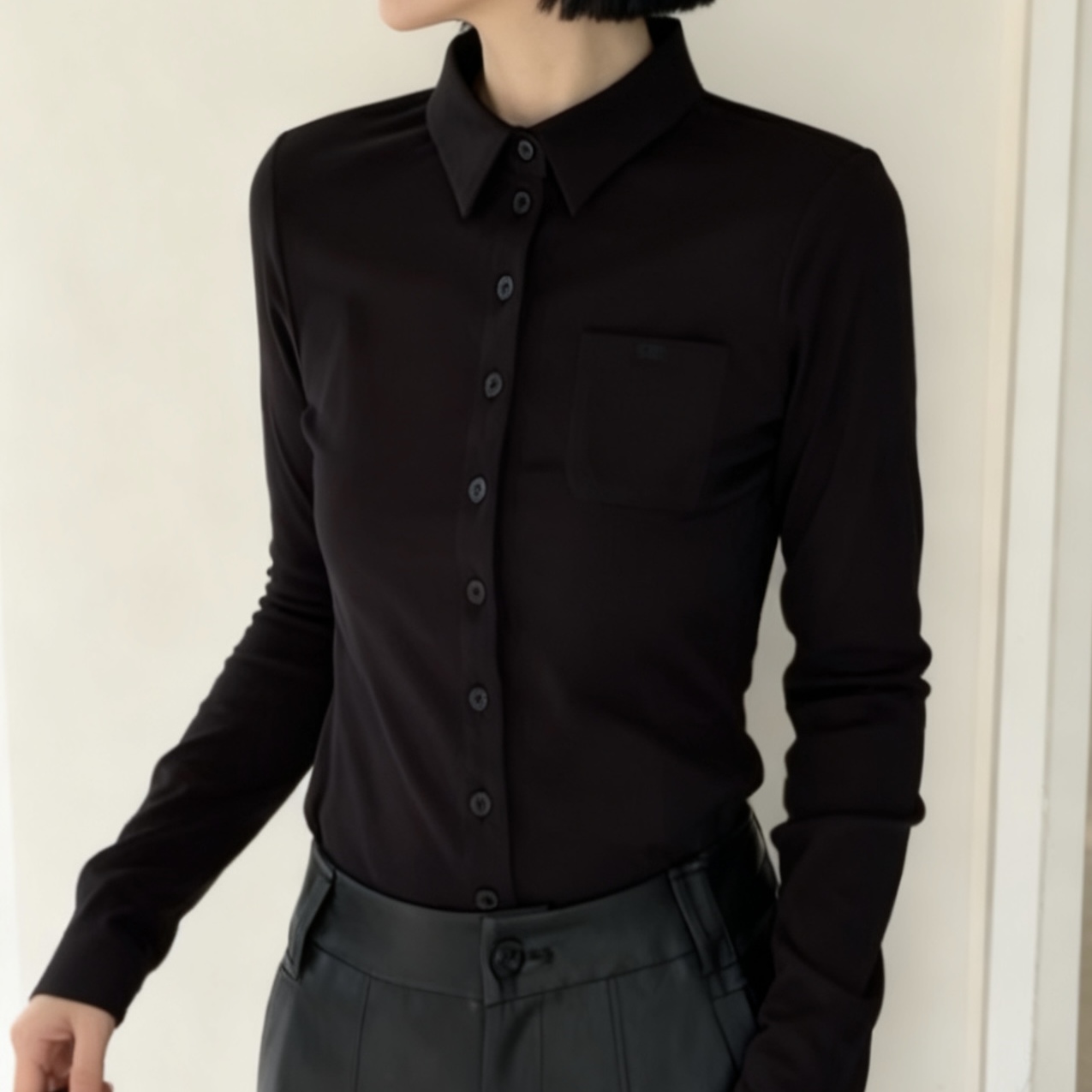 2025新款百搭纯色翻领打底上衣