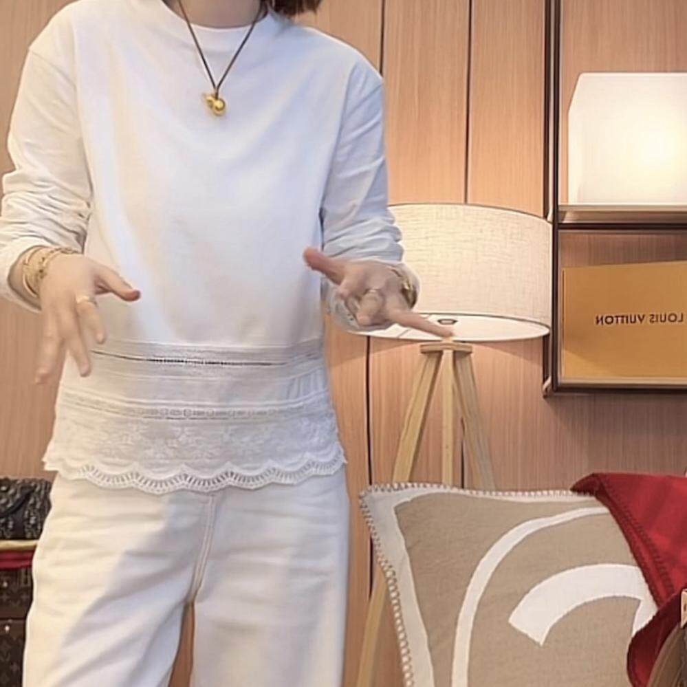 设计感蕾丝拼接短款长袖T恤