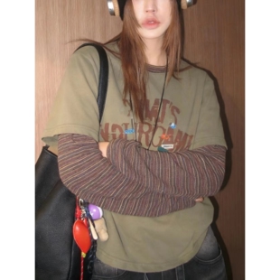 加厚磨毛字母印花条纹拼接假两件长袖T恤女2026早春百搭显瘦上衣