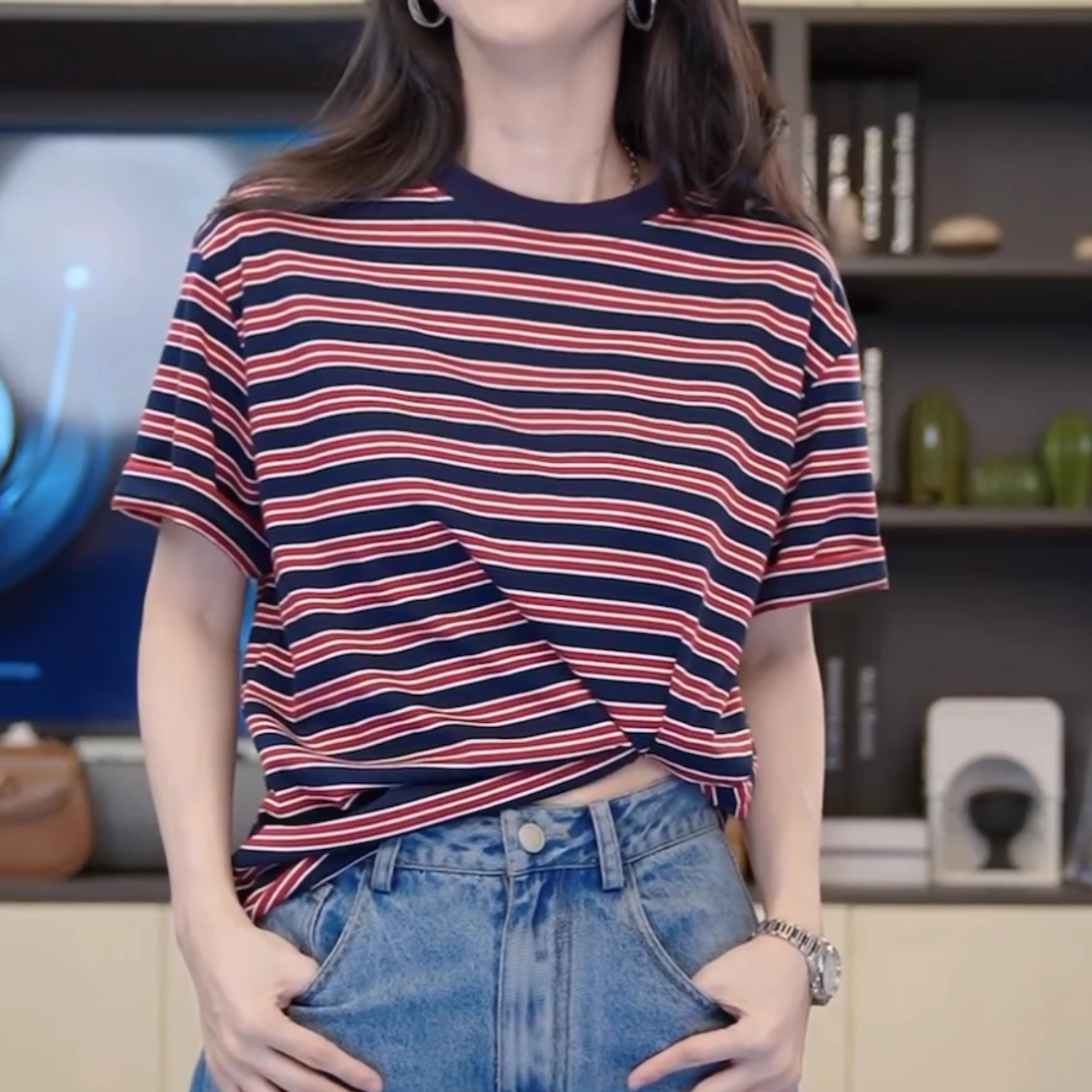 撞色条纹圆领短袖T恤女
