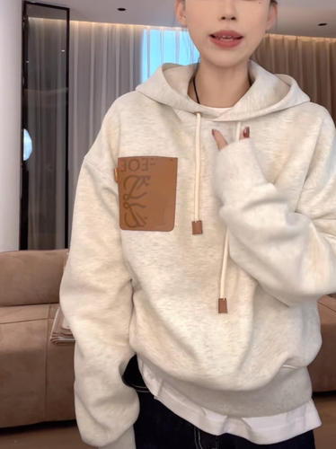 【送运费险】口袋款连帽卫衣女