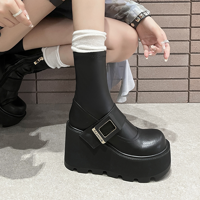 小个子厚底增高坡跟短靴子女高跟