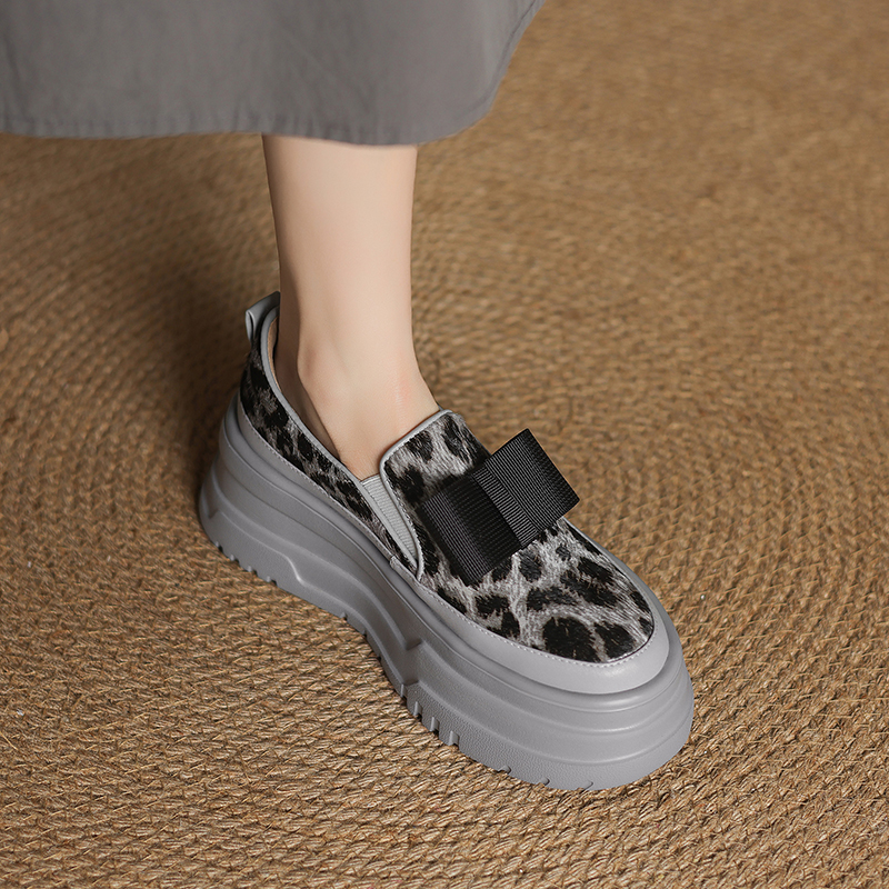 时髦蝴蝶结马毛增高真皮乐福鞋女