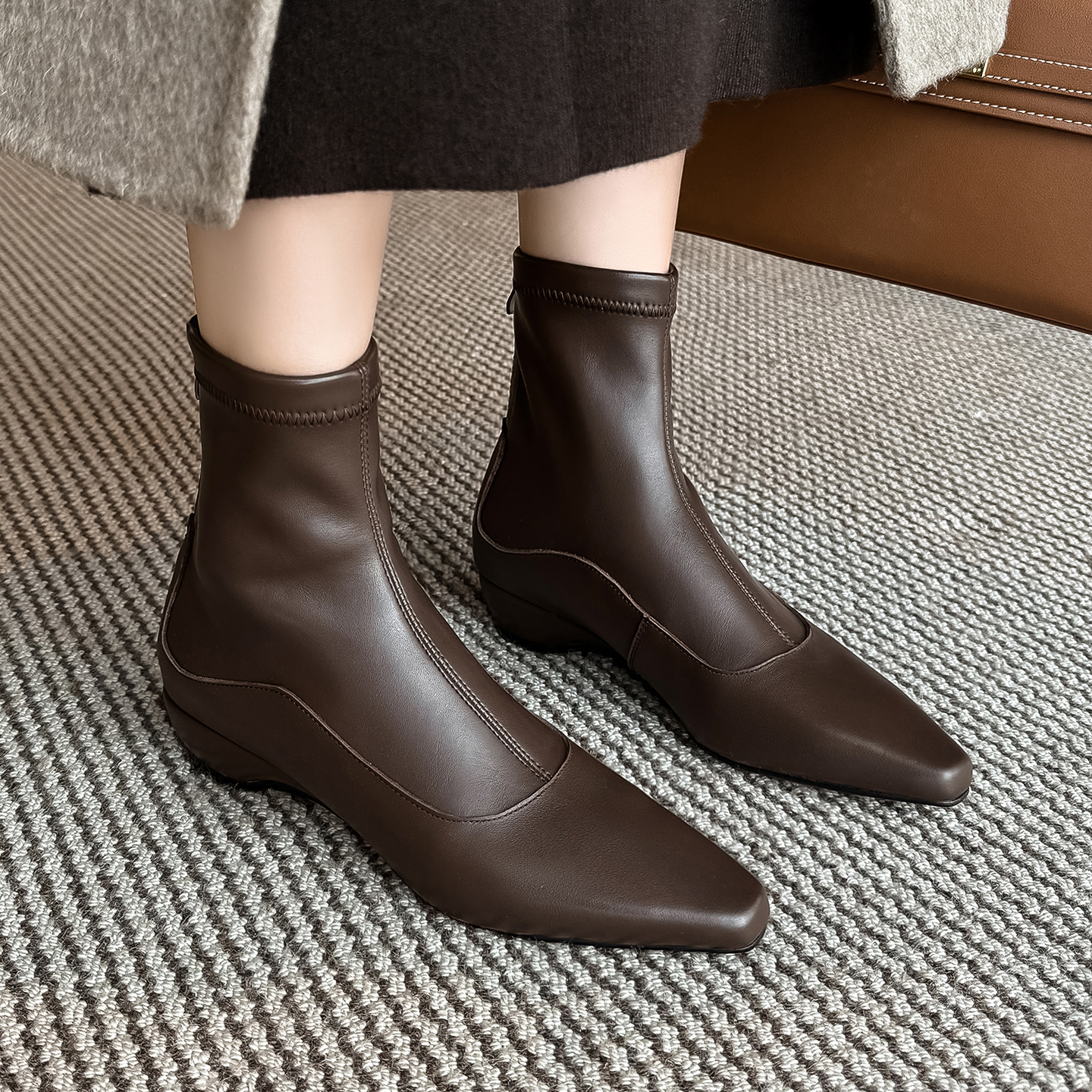 真皮法式气质方头小跟弹力瘦瘦靴