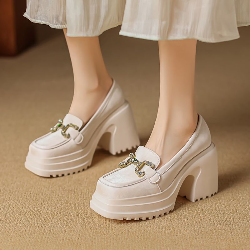 英伦风真皮百搭粗跟高跟小皮鞋女