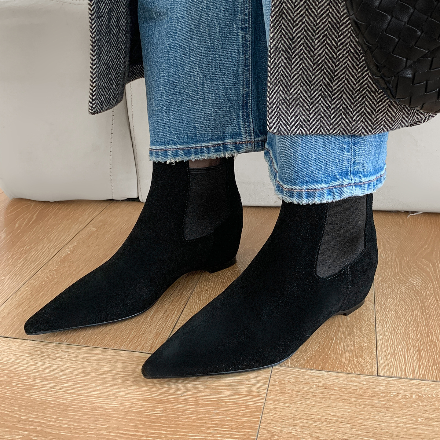 牛翻皮内增高显瘦尖头切尔西短靴