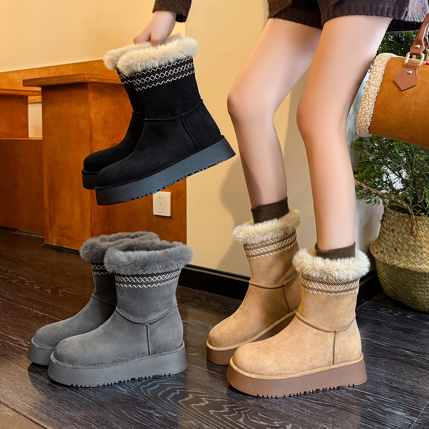 4.5cm加绒加厚毛毛雪地靴女2025
