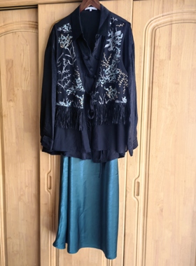 罗绮者新中式国风刺绣乔其纱马甲+新款褶皱醋酸黑衬衫长袖高端货