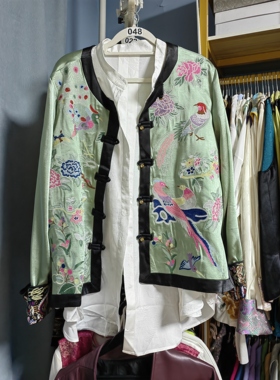 罗绮者48号新中式刺绣锦鸡珍珠绣牡丹湖绿色醋酸缎面外套女+衬衫