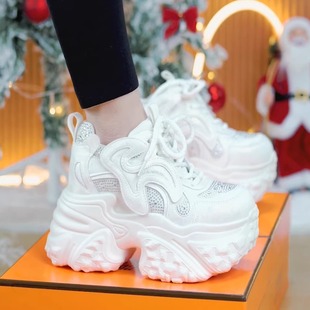 女 9cm小个子水钻显瘦厚底老爹鞋 2026早春新款 百搭增高休闲运动鞋