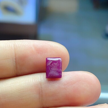 天然无烧无注胶无填充红宝石戒面表面景象奇特原矿原色1.53ct保真