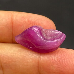 新款天然无烧无注胶红宝石原石随形吊坠把玩石观赏石七月生辰石火