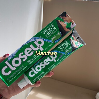 两只泰国CloseUp情侣牙膏 清爽薄荷清香洁净清新牙龈护理150g