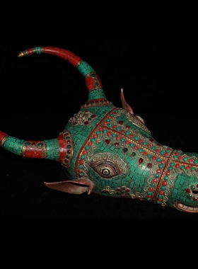 尼泊尔彩绘镶嵌宝石牛头家居装饰