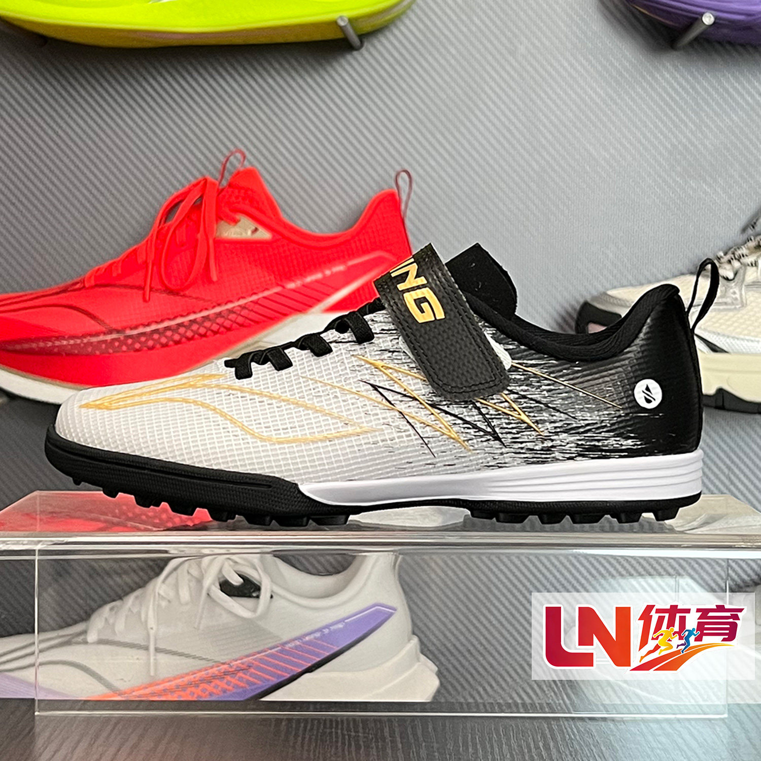 李宁2026夏季新款男大童疾影4 TF YOUNG防泼水童足球鞋YKGW044