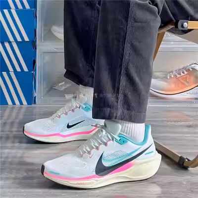 耐克男女Pegasus透气跑鞋