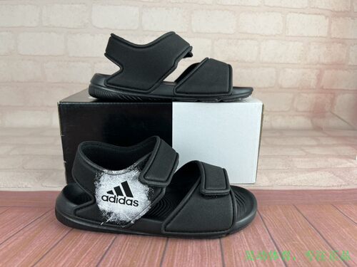 Adidas小中大童吸汗凉鞋
