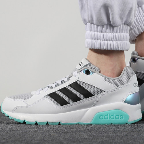 昊动Adidas复古男女款跑步鞋